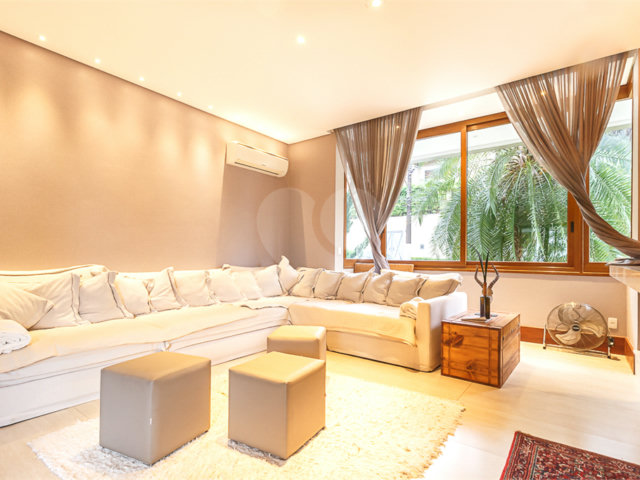 Casa de Vila à venda com 5 suítes em Alto da Boa Vista, São Paulo, SP