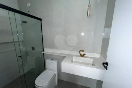 Casa à venda com 3 quartos, sendo 1 suíte, no condomínio Horto Florestal Villagio, Sorocaba - SP