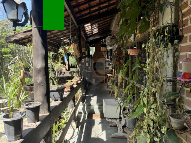 Casa à venda com 4 quartos no condomínio Parque Suiça, Caieiras - SP