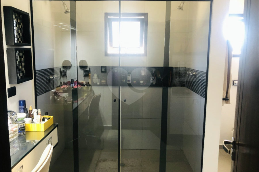 Sobrado à venda com 3 quartos, sendo 1 suíte, em Jardim Peri, São Paulo, SP
