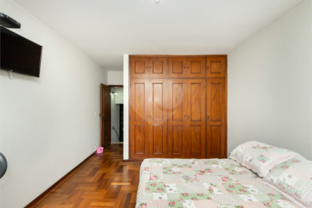 Sobrado à venda com 3 quartos, sendo 1 suíte, em Jardim Prudência, São Paulo, SP
