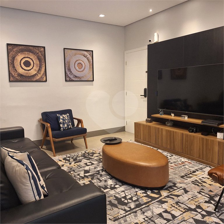 Apartamento à venda com 3 quartos, sendo 1 suíte, em Vila Paulicéia, São Paulo, SP