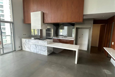 Apartamento à venda com 2 suítes em Parque do Morumbi, São Paulo, SP