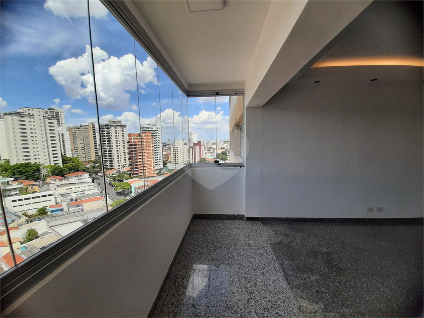 Apartamento à venda com 3 quartos, sendo 1 suíte, em Santana, São Paulo, SP
