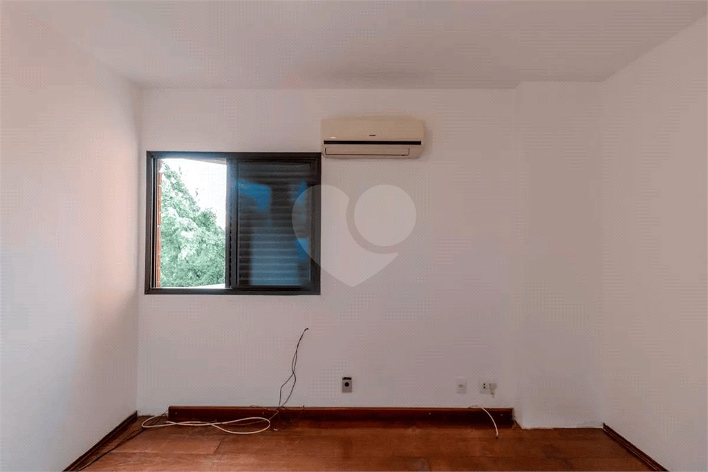 Apartamento à venda com 4 quartos, sendo 2 suítes, em Paraíso do Morumbi, São Paulo, SP