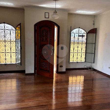 Casa à venda com 3 quartos, sendo 1 suíte, em Vila Aurora (zona Norte), São Paulo, SP