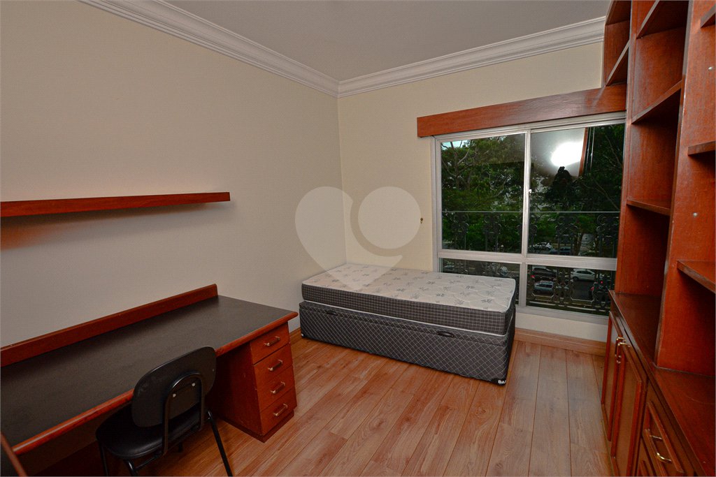 Apartamento à venda com 5 quartos, sendo 2 suítes, em Vila Clementino, São Paulo, SP