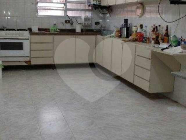Casa à venda com 3 quartos, sendo 1 suíte,  em Santana, São Paulo, SP