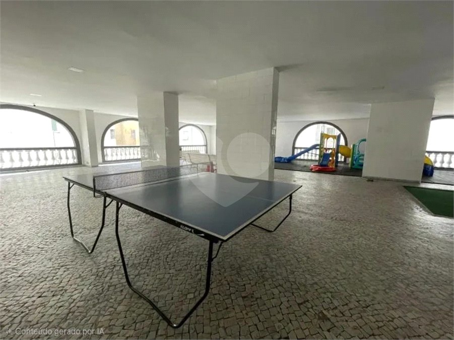 Apartamento à venda com 4 quartos, sendo 1 suíte, em Lagoa, Rio de Janeiro, RJ