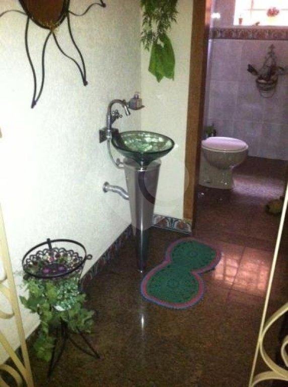 Sobrado à venda com 6 quartos, sendo 4 suítes, em Barro Branco (zona Norte), São Paulo, SP