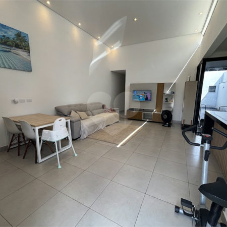 Casa à venda com 3 quartos, sendo 1 suíte, no condomínio Jardim, Sorocaba - SP