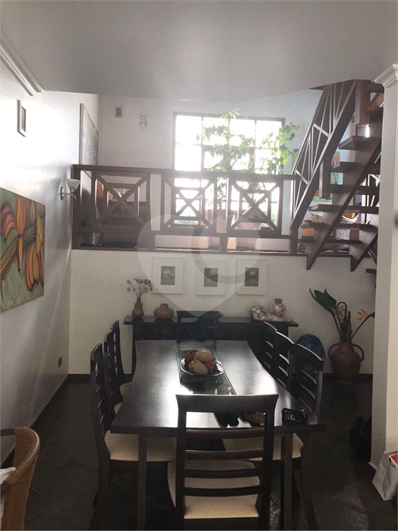 Sobrado à venda com 5 quartos, sendo 3 suítes, em Barra do Una, São Sebastião, SP