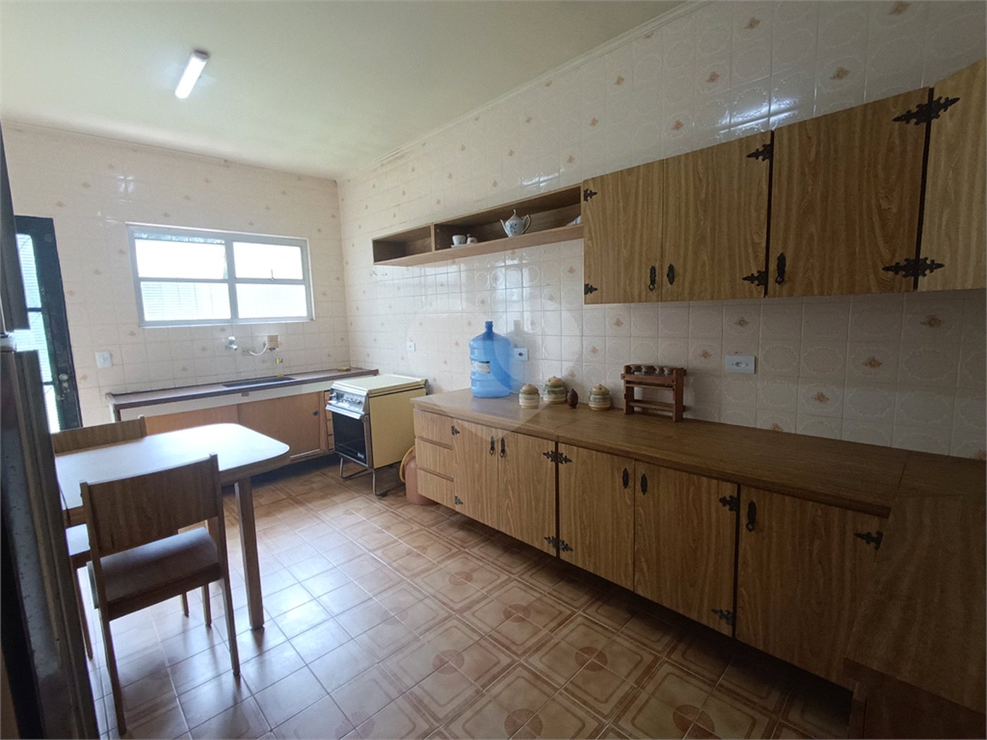 Sítio à venda com 6 quartos, sendo 5 suítes,  em Alto da Serra (mailasqui), São Roque, SP
