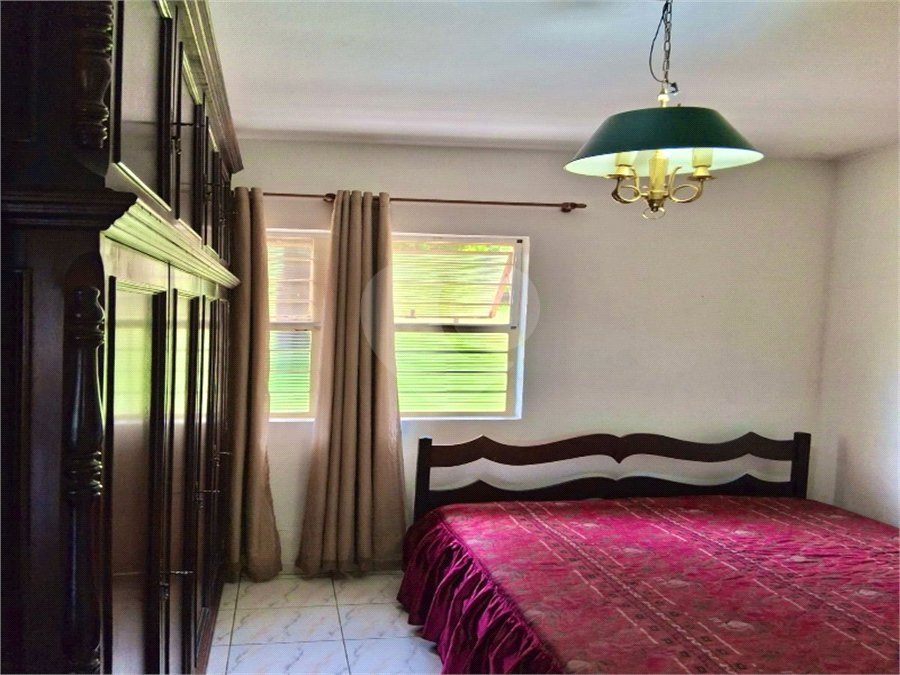 Chácara à venda com 4 quartos, sendo 1 suíte,  em Colinas II, Araçoiaba da Serra, SP