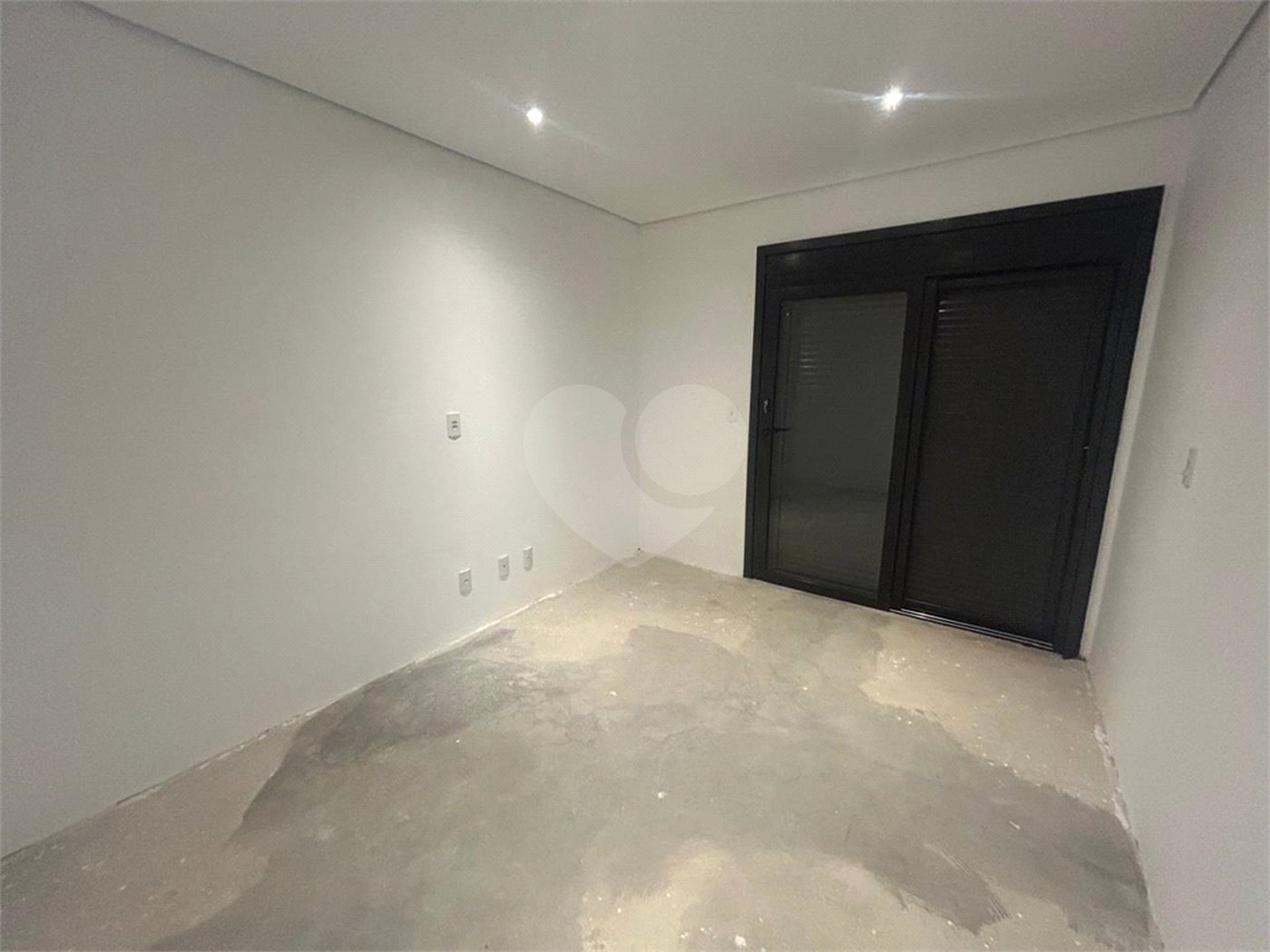 Casa à venda com 3 quartos, sendo 1 suíte, no condomínio Alphaville Castelo, Itu - SP