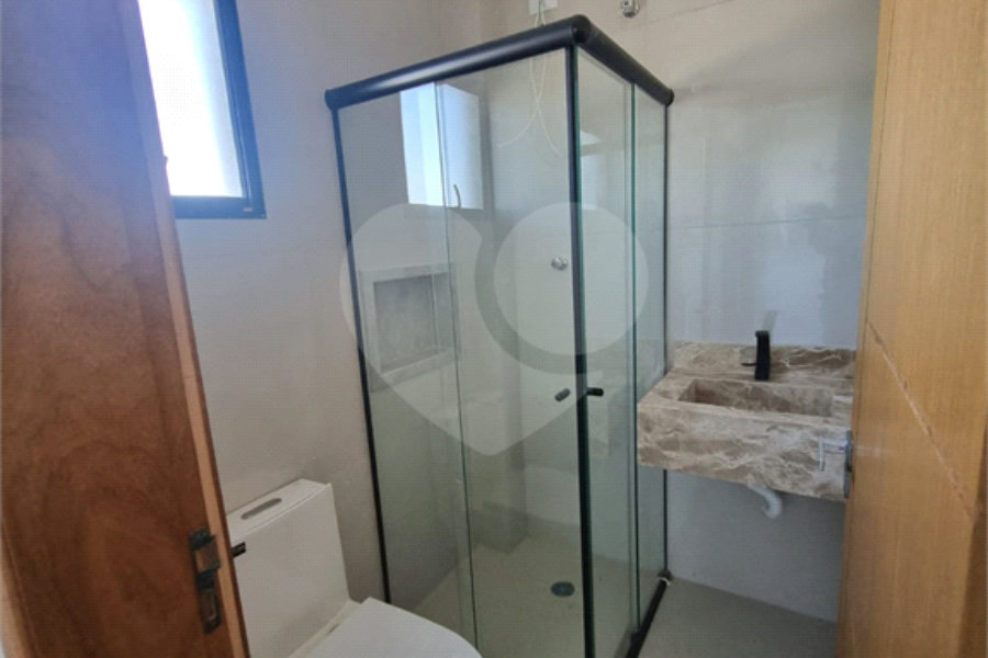 Sobrado à venda com 3 quartos, sendo 1 suíte, em Vila Bonilha, São Paulo, SP