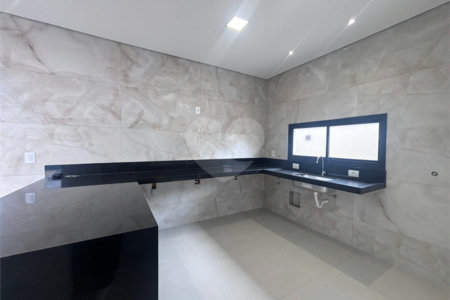 Casa à venda com 3 suítes no condomínio Campos do Conde I e II, Sorocaba - SP