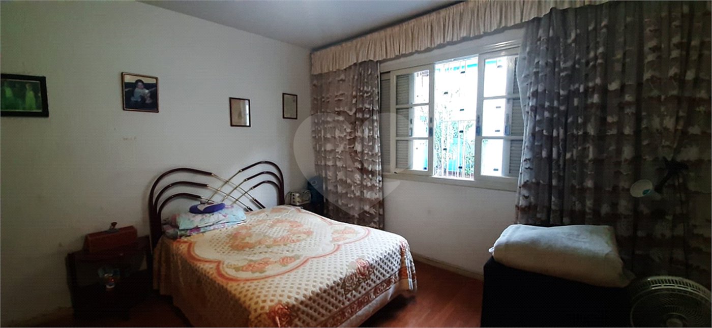 Sobrado à venda com 4 quartos em Santana, São Paulo, SP