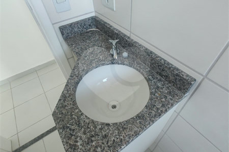 Apartamento para alugar com 3 quartos, sendo 1 suíte,  em Jardim das Palmeiras, Atibaia, SP