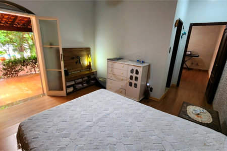Casa à venda com 4 quartos, sendo 1 suíte, em Jardim Nova Época, Araraquara, SP