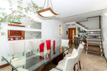 Casa de Vila à venda com 3 quartos, sendo 1 suíte, em Campo Belo, São Paulo, SP