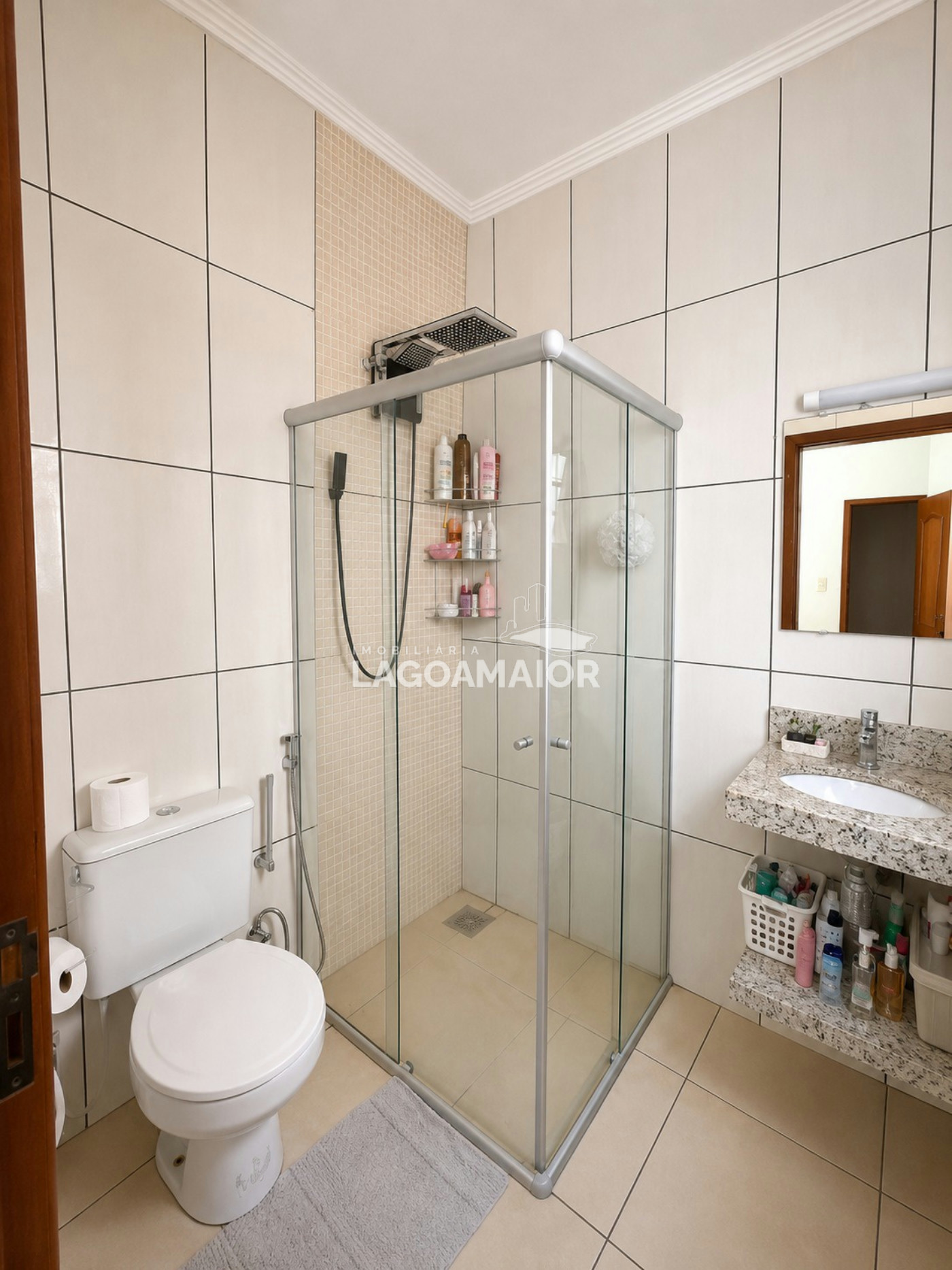 Casa à venda com 3 quartos, sendo 1 suíte, em Jardim dos Ipes, Três Lagoas, MS