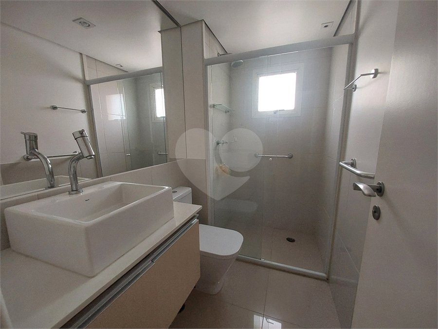 Apartamento à venda com 3 quartos, sendo 2 suítes,  em Cidade São Francisco, São Paulo, SP