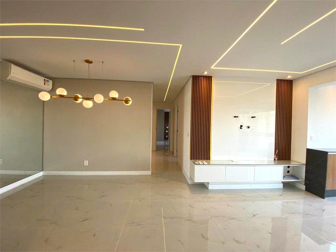 Apartamento à venda com 2 quartos, sendo 1 suíte,  em Jardim Caboré, São Paulo, SP