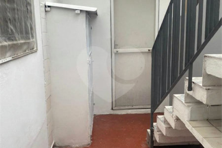 Sobrado à venda com 5 quartos, sendo 1 suíte, em Nova Piraju, São Paulo, SP