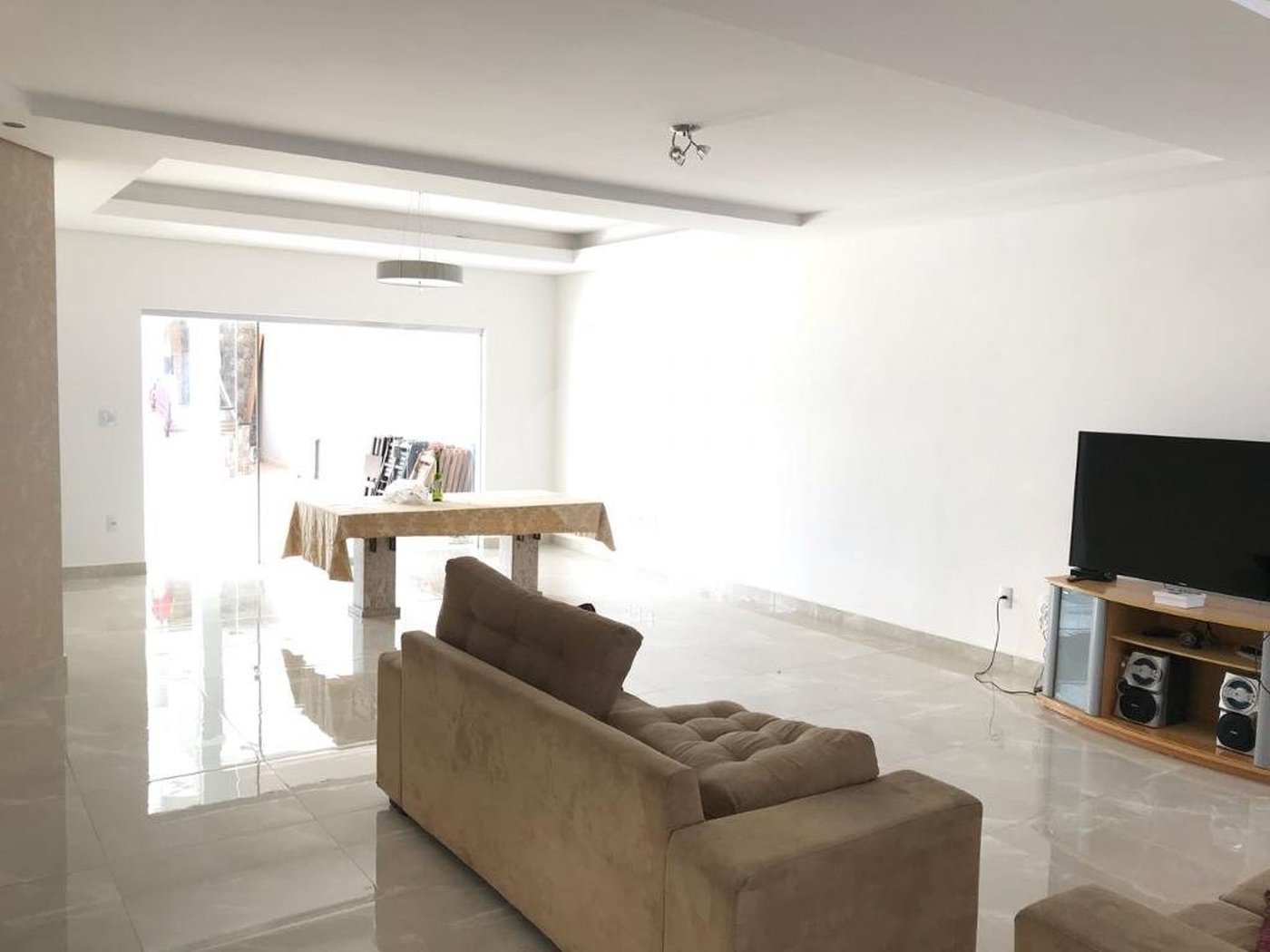 Casa à venda com 3 suítes no condomínio Aldeia da Mata, Votorantim - SP
