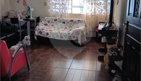 Sobrado à venda com 2 quartos em Parada Inglesa, São Paulo, SP