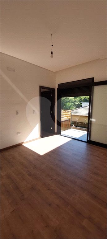 Casa à venda com 4 suítes no condomínio Figueira Garden, Atibaia - SP