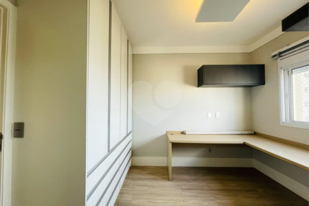 Apartamento à venda com 3 suítes em Vila Gilda, Santo André, SP