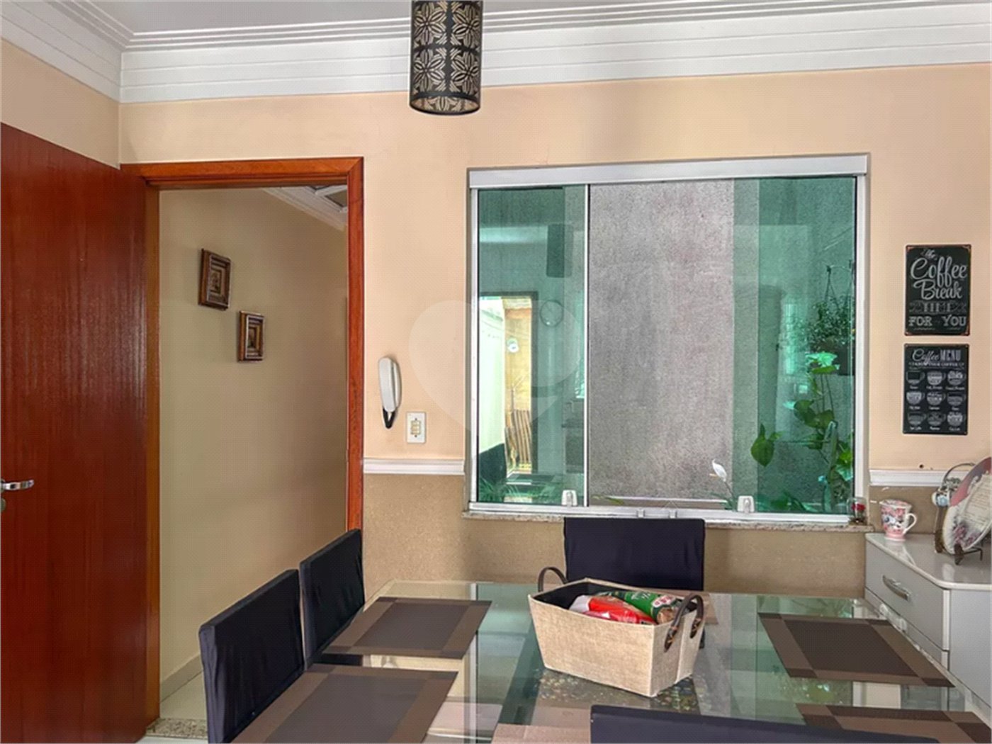 Sobrado à venda com 3 quartos, sendo 1 suíte, em Vila Mangalot, São Paulo, SP