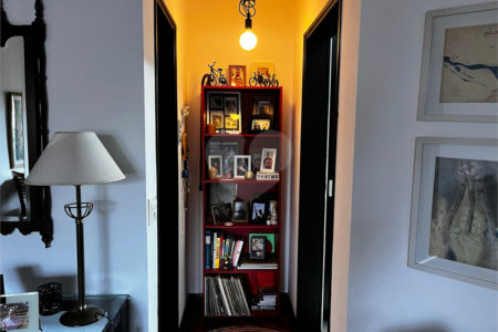 Apartamento à venda com 3 quartos, sendo 2 suítes,  em Alto da Lapa, São Paulo, SP