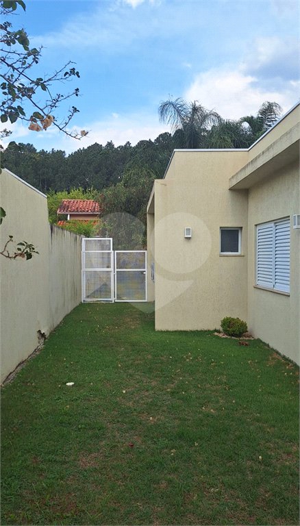 Casa à venda com 3 suítes em Condomínio Flamboyant-b, Atibaia, SP