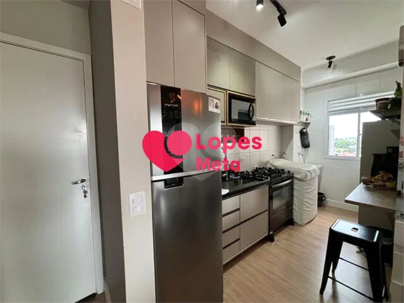 Apartamento à venda com 2 quartos, sendo 1 suíte, em Areão, Taubaté, SP
