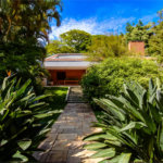 Casa à venda com 4 quartos, sendo 1 suíte,  em Jardim Leonor, São Paulo, SP