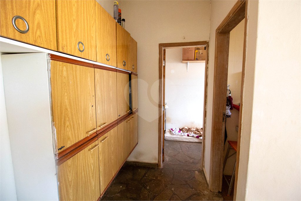 Chácara à venda com 4 quartos, sendo 1 suíte, em Saboó, São Roque, SP