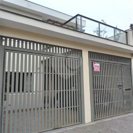 Sobrado à venda com 3 suítes em Vila Nivi, São Paulo, SP