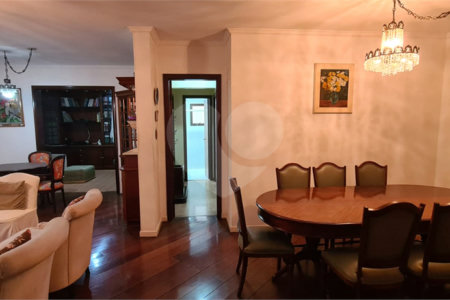 Apartamento à venda com 3 quartos, sendo 1 suíte,  em Indianópolis, São Paulo, SP