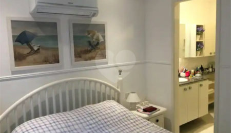 Casa em condomínio à venda com 2 quartos em Geribá, Armação dos Búzios, RJ
