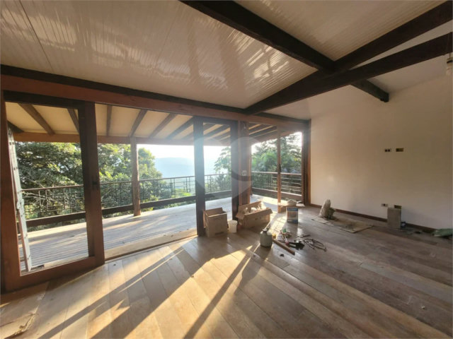 Casa para alugar com 3 quartos, sendo 1 suíte, em Serra da Cantareira, Mairiporã, SP