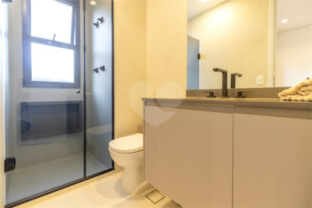 Apartamento à venda com 3 suítes em Campo Belo, São Paulo, SP