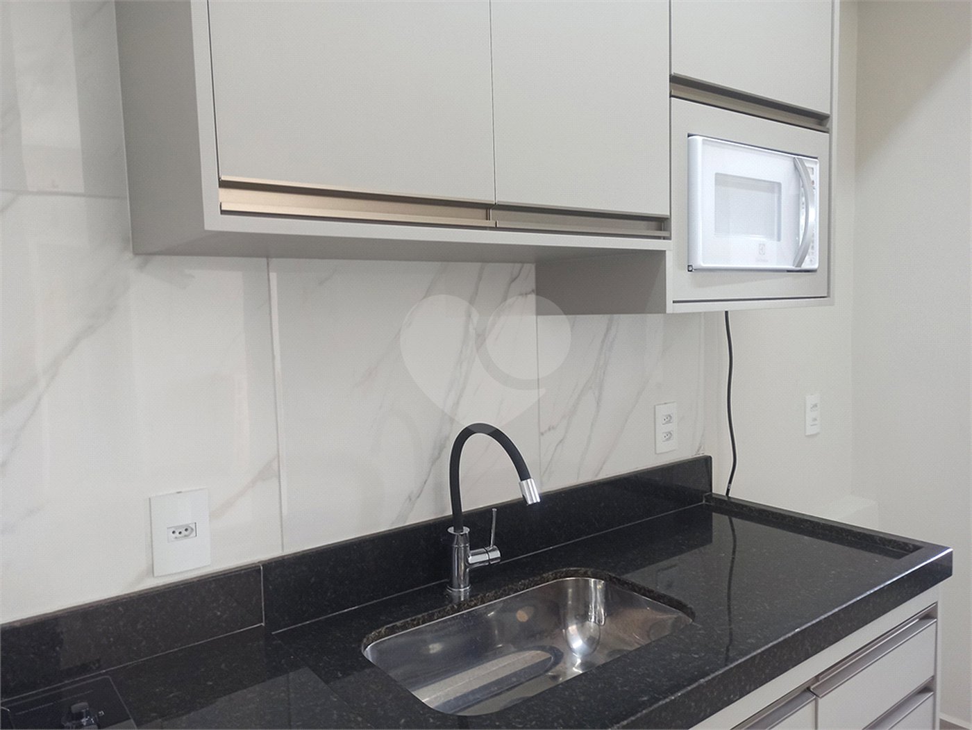 Apartamento para alugar com 2 quartos, sendo 1 suíte, em Vila Vomero, Atibaia, SP