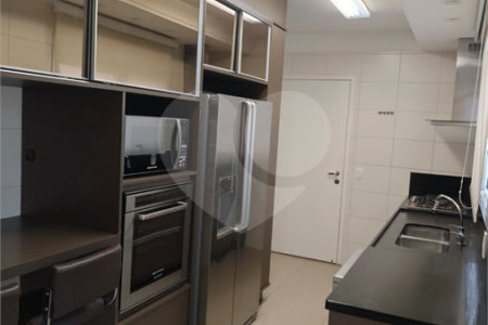Apartamento à venda com 3 suítes em Água Branca, São Paulo, SP