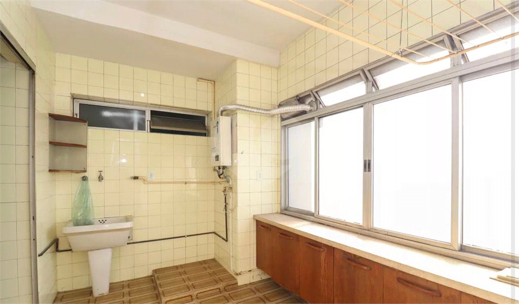 Apartamento à venda com 3 quartos em Sumarezinho, São Paulo, SP
