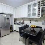 Sobrado à venda com 3 quartos, sendo 1 suíte,  em Tremembé, São Paulo, SP