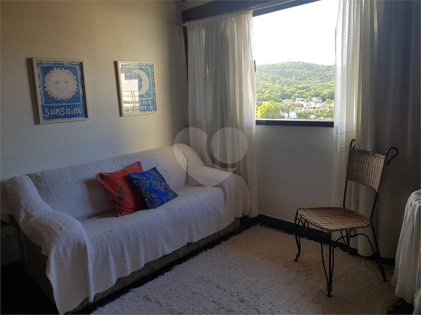 Casa em condomínio à venda com 3 quartos, sendo 2 suítes,  em Alto de Búzios, Armação dos Búzios, RJ