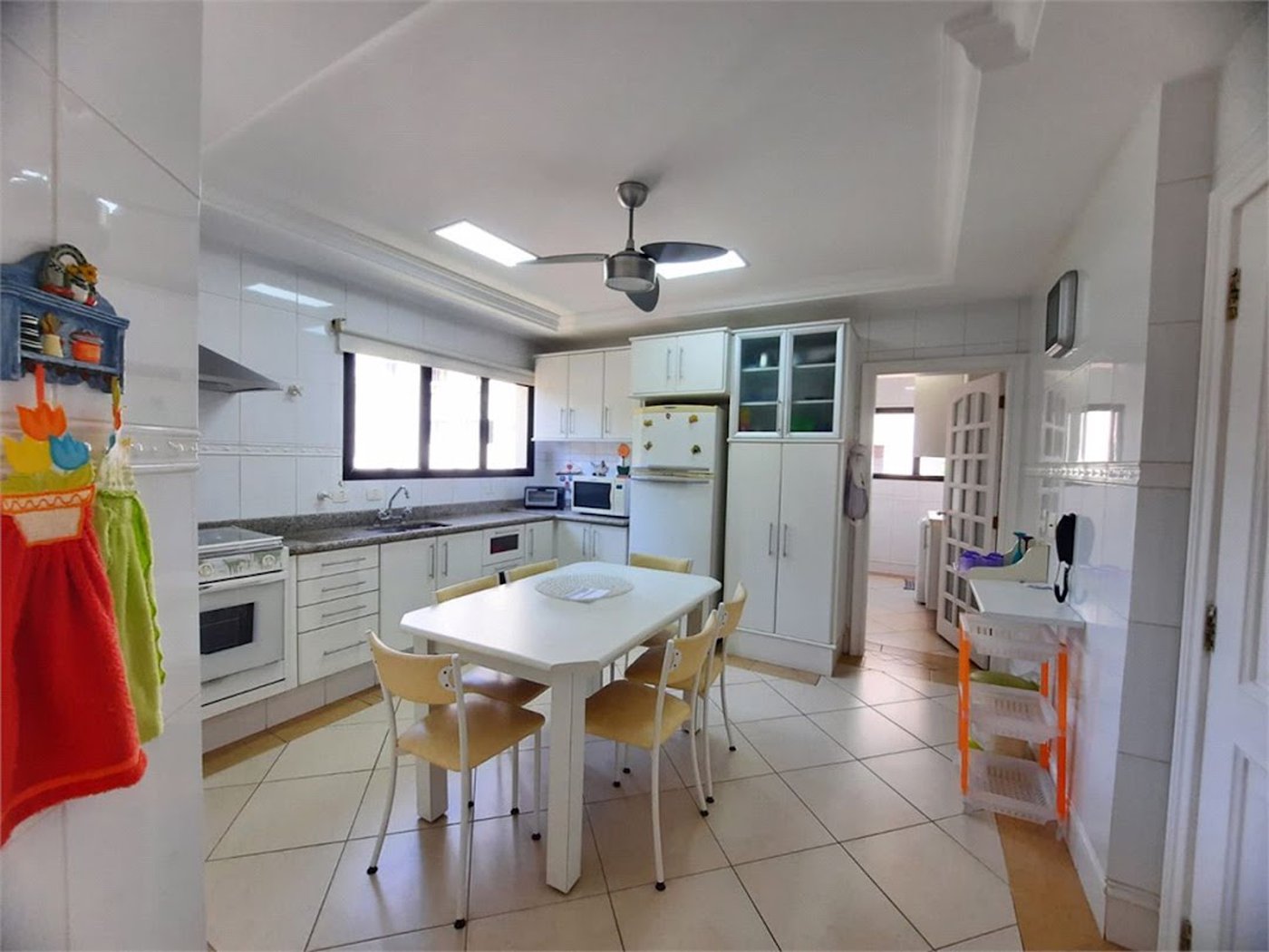 Apartamento Residencial à venda, Balneário Cidade Atlântica, Guarujá - AP1137.